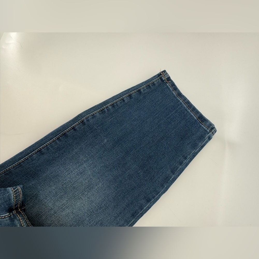 Sonoma Women's Skinny The Everyday Jeans in Medium Blue Wash - Picture 2 of 7